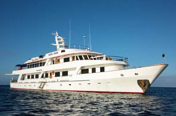 Passion-luxury-galapagos-cruise