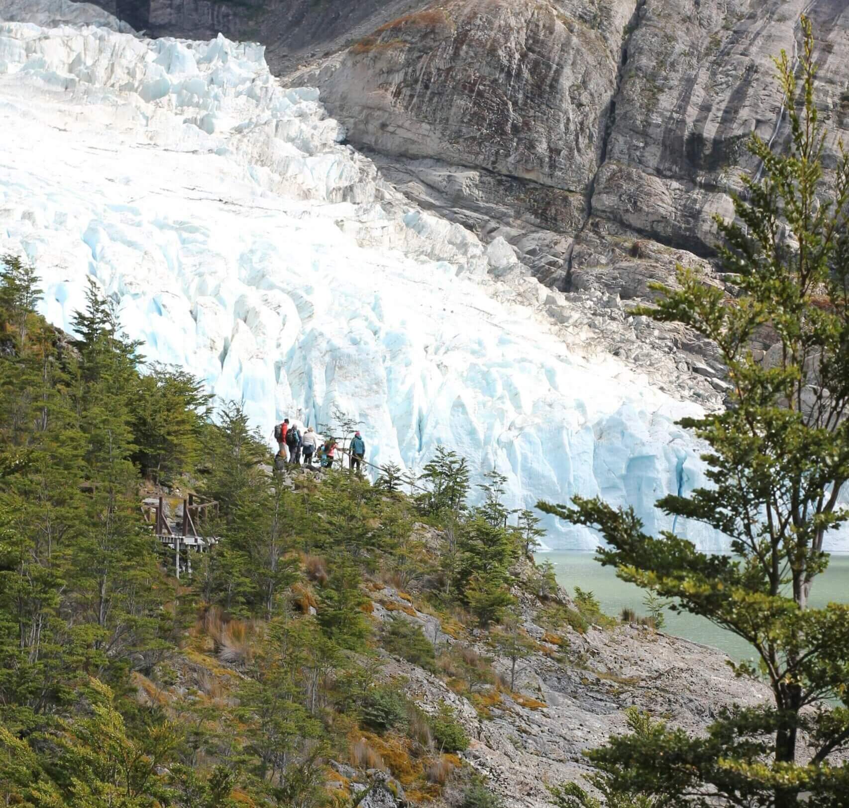 Patagonia tour 11 days start in Buenos Aires and end in Santiago de Chile