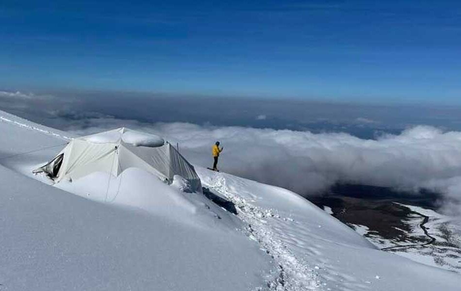 : Climbing Cotopaxi and Chimborazo Express 5 Days Tour Experience