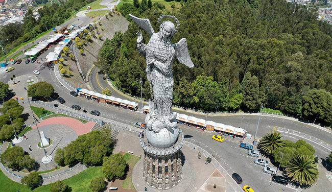 : Ecuador Gateway Tour – 5 Days: Mindo, Otavalo & Quito