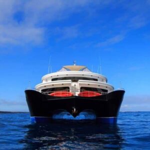 Petrel Luxury Galapagos Catamaran 5*