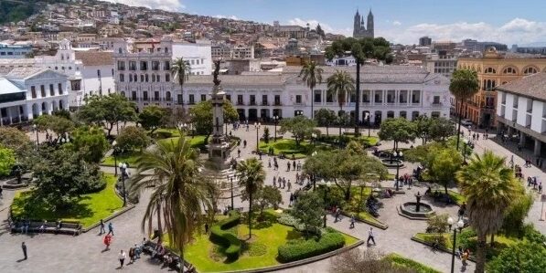 Galapagos 8 Days Tour – Affordable & Premium Island Experience