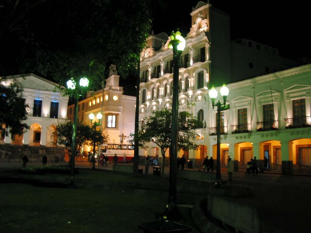 : Ecuador Big Five 18 Days Tour – Complete Ecuador Highlights Experience