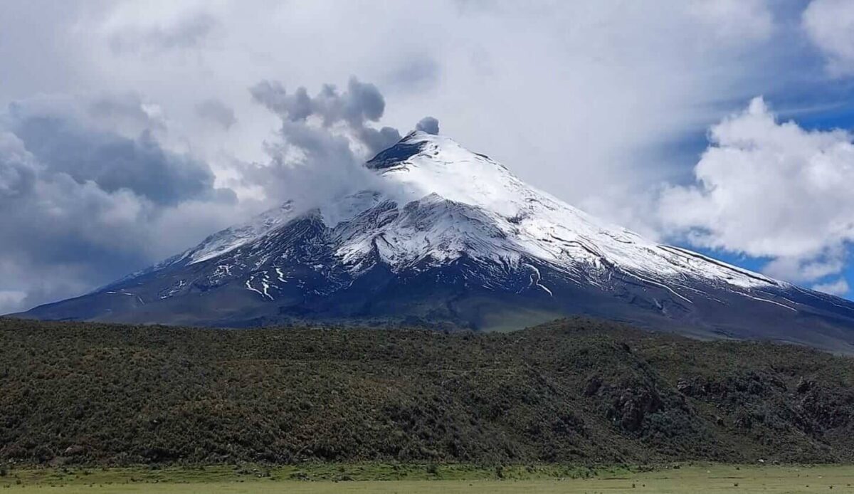 Ecuador Adventure Tour – 14 Days Andes, Amazon & Coast