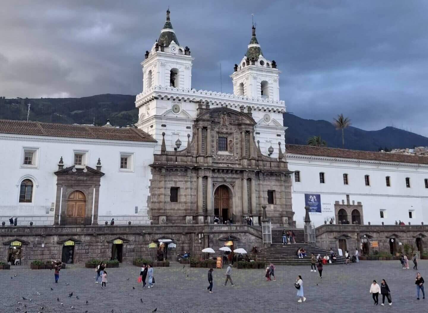 Ecuador Big Five 18 Days Tour – Complete Ecuador Highlights Experience